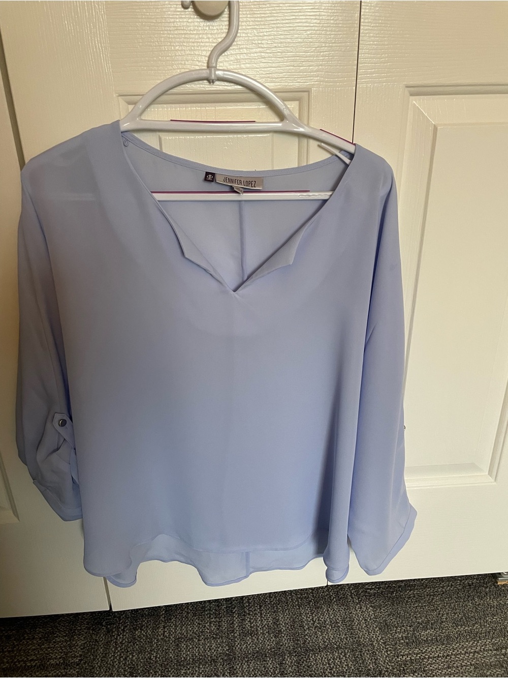 Jennifer Lopez Light Lavender/Periwinkle V-Neck Top XL